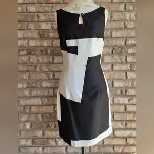 Mica Black and White Geometric Print Sleeveless Cotton Dress.